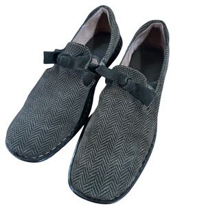 boc Chevron Leather Slip on Gray Tie Detail Loafers Flats Like New Sz 8.5